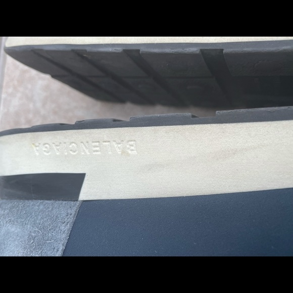 BALENCIAGA RACE RUNNER SNEAKER - Picture 10 of 15